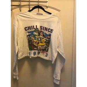 Brandy Melville Long Sleeve Graphic T Cropped Top